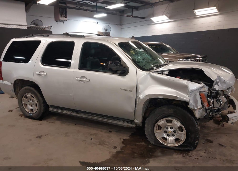 2011 CHEVROLET TAHOE LT VIN: 1GNSKBE08BR302827