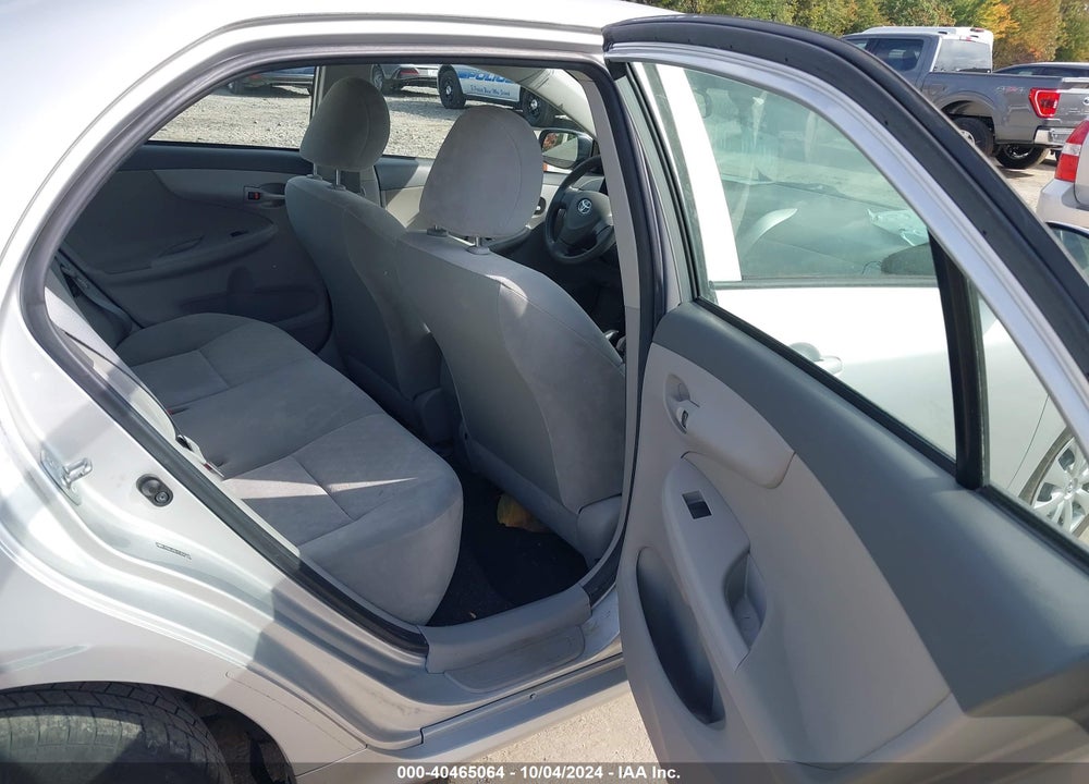 2009 TOYOTA COROLLA LE VIN: JTDBL40E19J021000