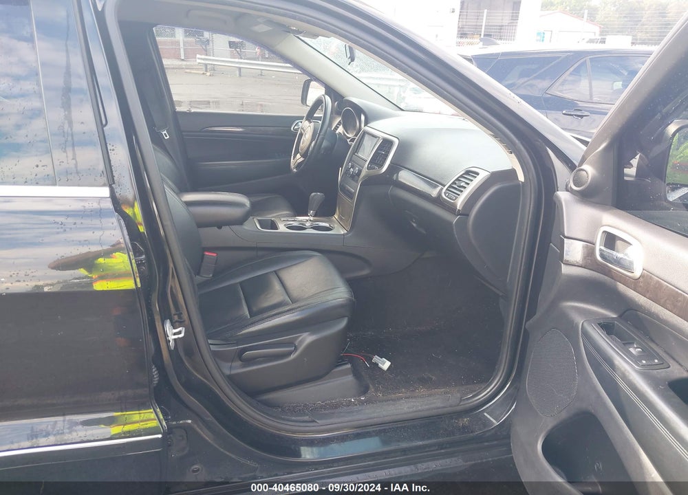 2011 JEEP GRAND CHEROKEE LAREDO VIN: 1J4RR4GG7BC553182