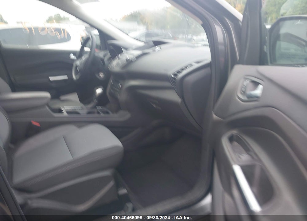 2018 FORD ESCAPE SE VIN: 1FMCU9GD4JUA59881