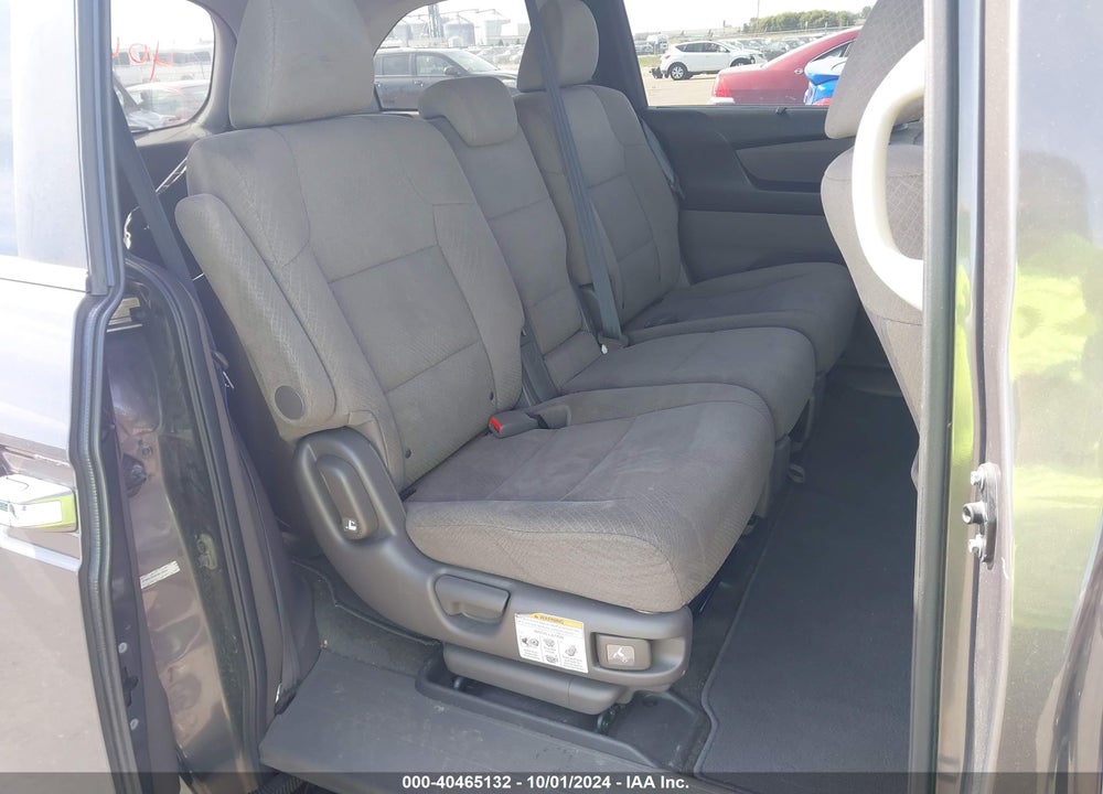 2016 HONDA ODYSSEY SE VIN: 5FNRL5H36GB140267