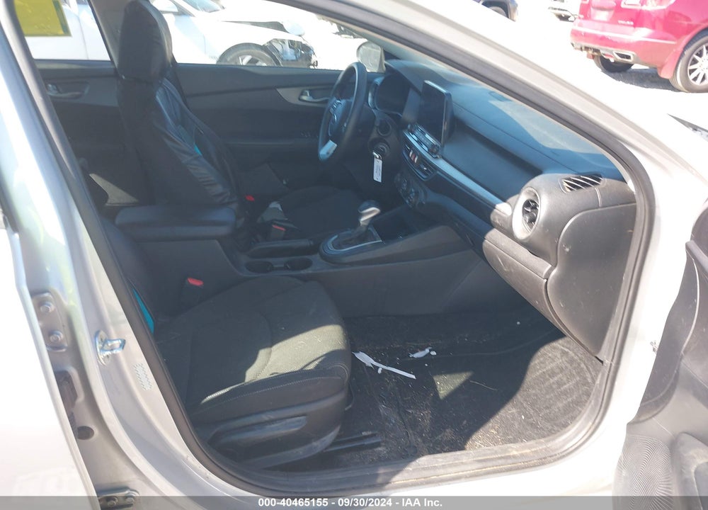 2021 KIA FORTE LXS VIN: 3KPF24AD2ME321256