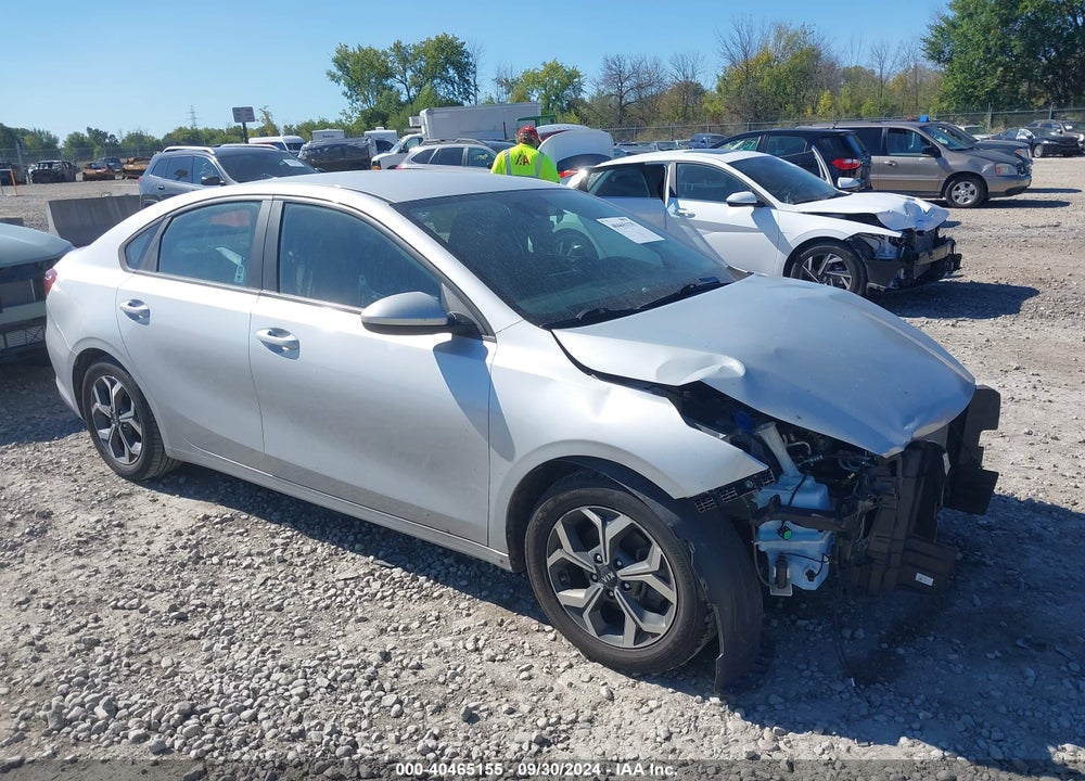 2021 KIA FORTE LXS VIN: 3KPF24AD2ME321256