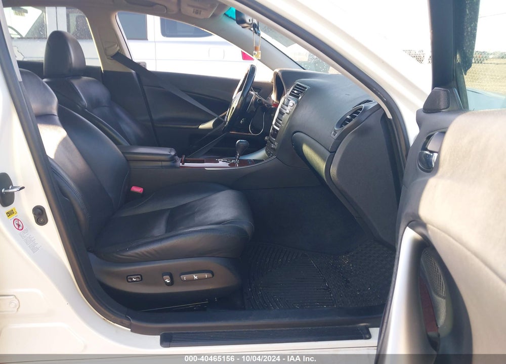 2007 LEXUS IS 250 VIN: JTHBK262272057515