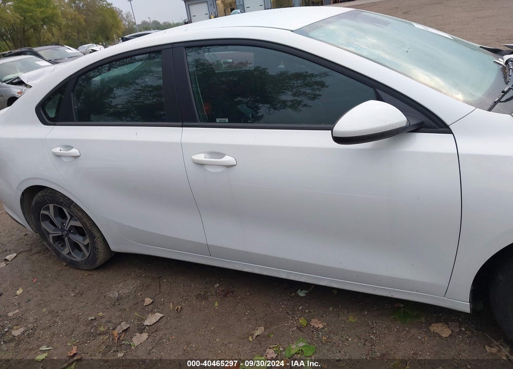 2021 KIA FORTE LXS VIN: 3KPF24ADXME408953