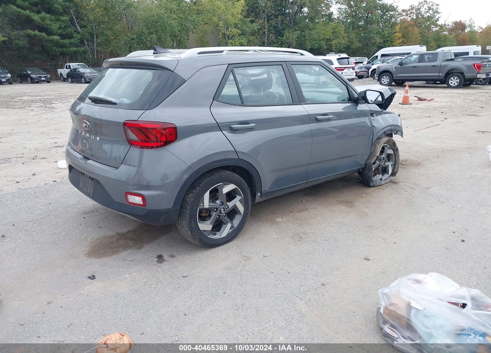 2022 HYUNDAI VENUE SEL VIN: KMHRC8A32NU189994