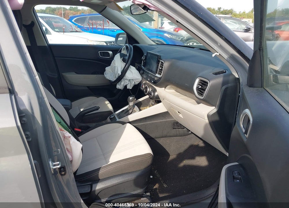 2022 HYUNDAI VENUE SEL VIN: KMHRC8A32NU189994
