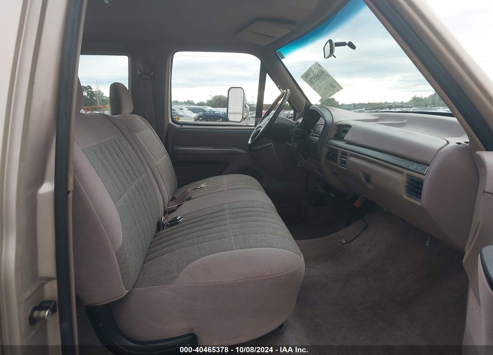 1992 FORD F250 VIN: 1FTHX25G2NKA29169