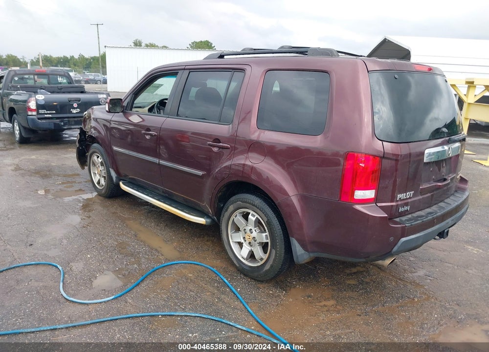 2010 HONDA PILOT TOURING VIN: 5FNYF4H82AB030641