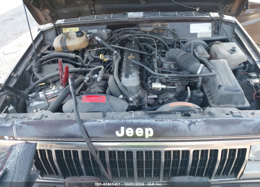 1989 JEEP CHEROKEE LAREDO VIN: 1J4FT58L4KL528357