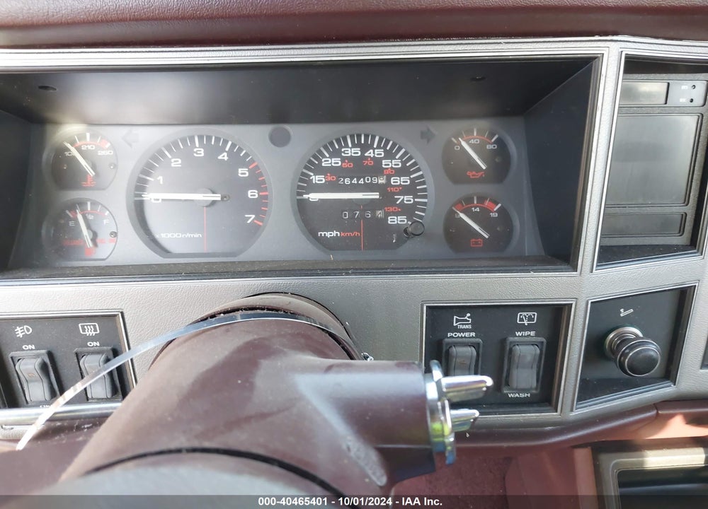 1989 JEEP CHEROKEE LAREDO VIN: 1J4FT58L4KL528357