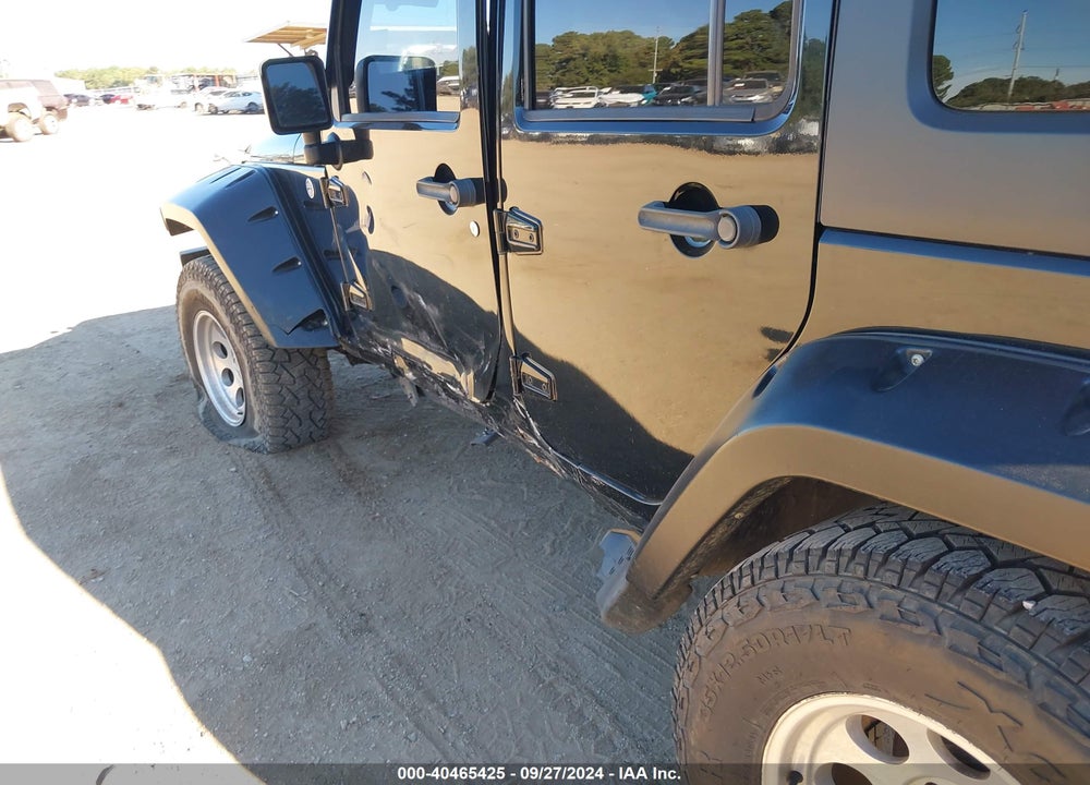 2013 JEEP WRANGLER UNLIMITED SPORT VIN: 1C4HJWDG5DL677883