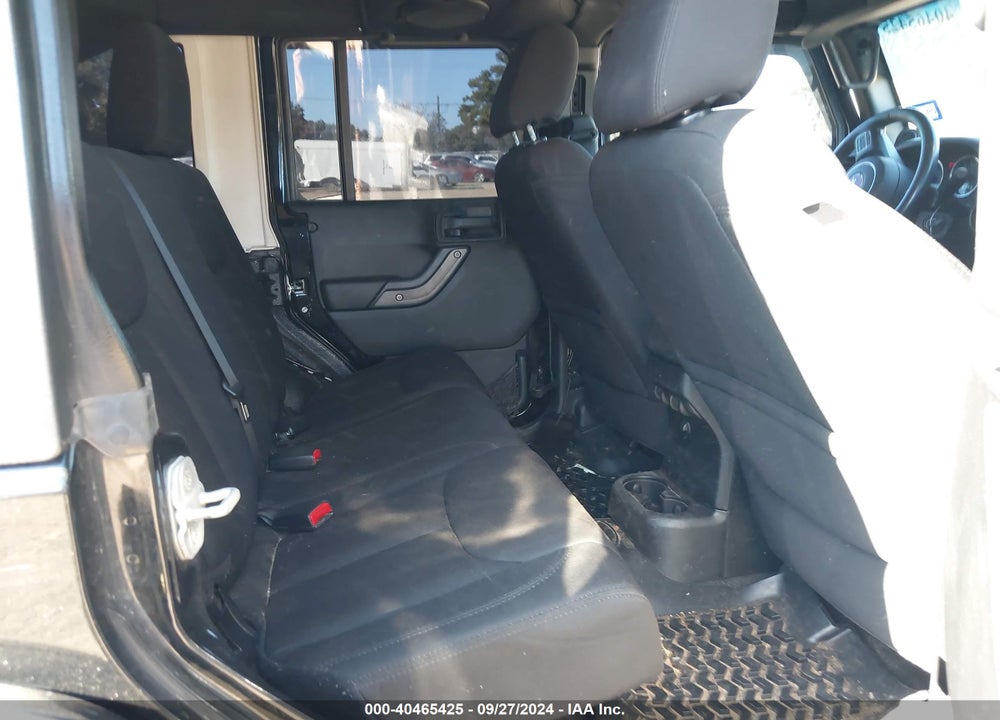 2013 JEEP WRANGLER UNLIMITED SPORT VIN: 1C4HJWDG5DL677883