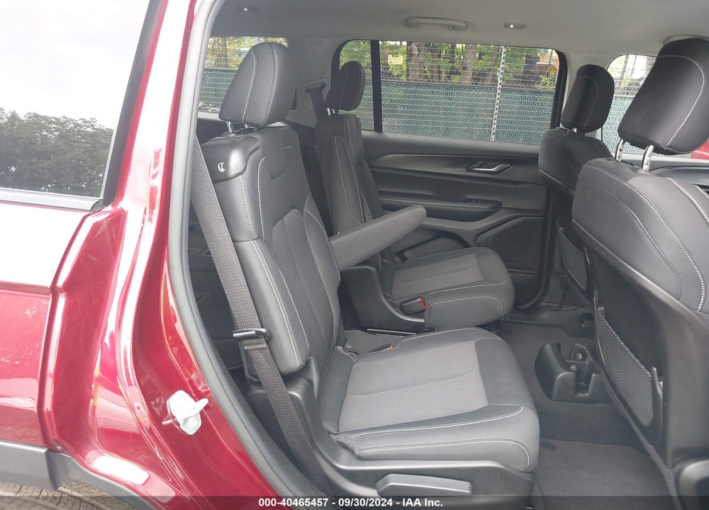 2023 JEEP GRAND CHEROKEE L VIN: 1C4RJJAG7P8825860