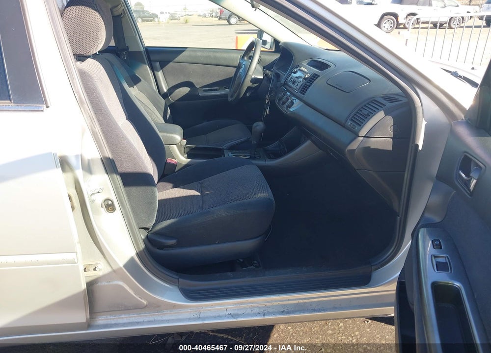 2004 TOYOTA CAMRY SE VIN: 4T1BE32K04U910817