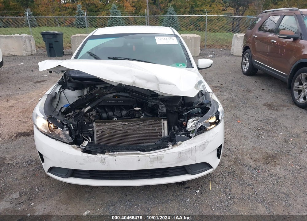 2017 KIA FORTE LX VIN: 3KPFK4A72HE073851