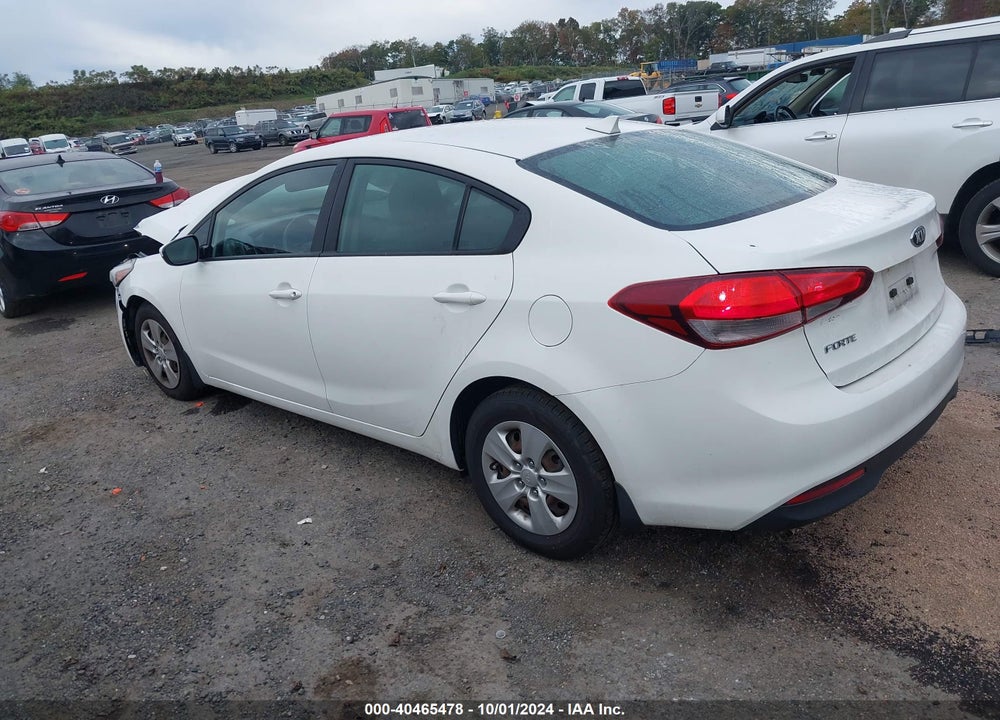 2017 KIA FORTE LX VIN: 3KPFK4A72HE073851
