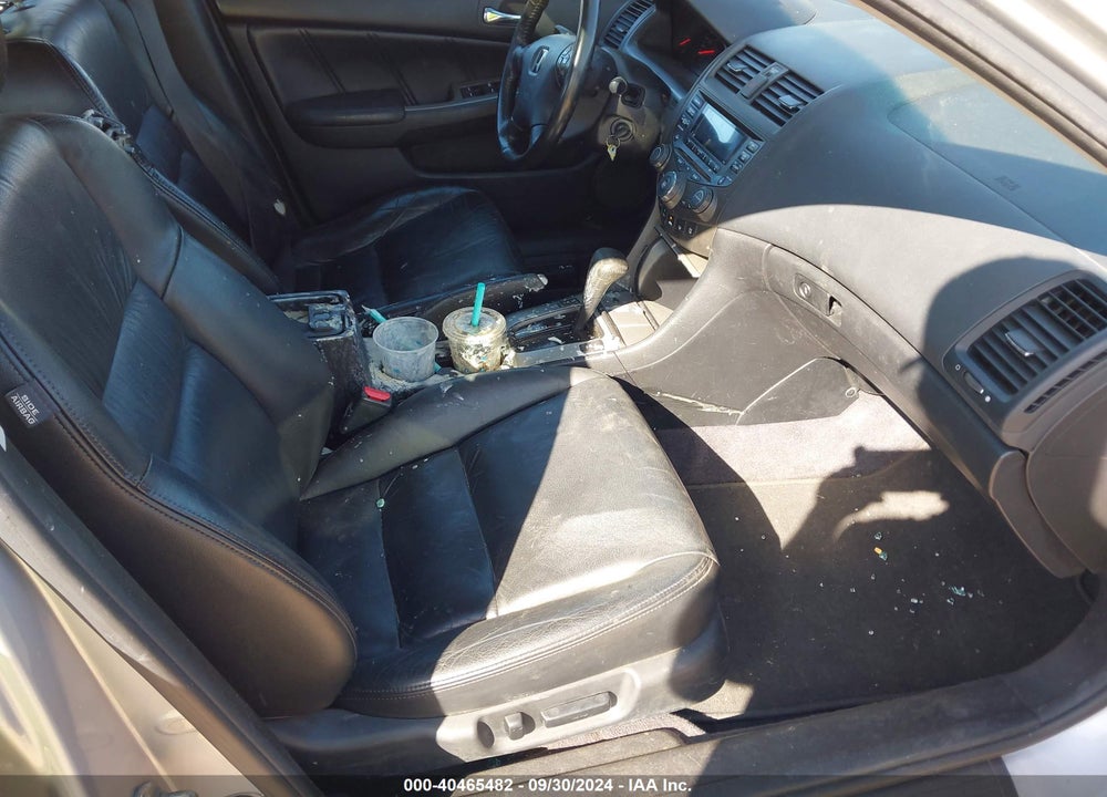 2004 HONDA ACCORD 3.0 EX VIN: 1HGCM66504A081686