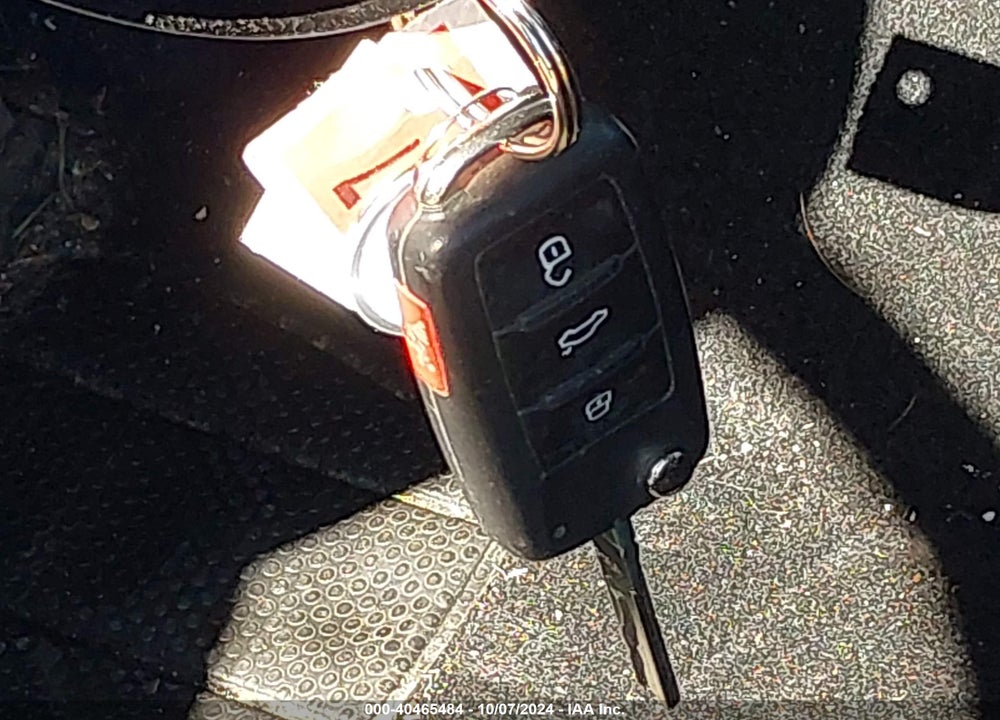 2015 VOLKSWAGEN JETTA VIN: 3VW2K7AJ0FM421819