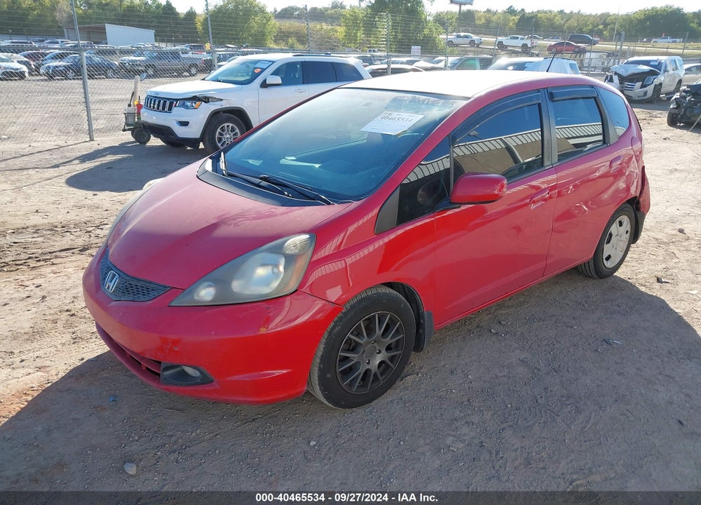 2013 HONDA FIT VIN: JHMGE8H35DC043457