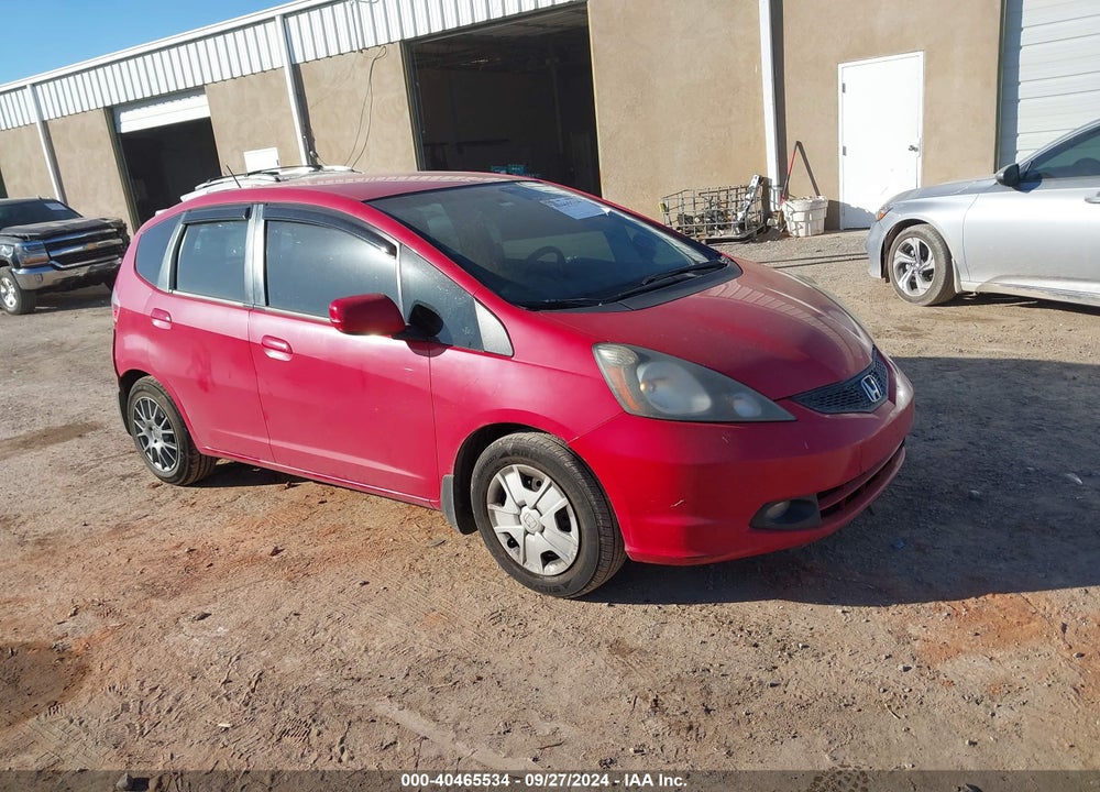 2013 HONDA FIT VIN: JHMGE8H35DC043457