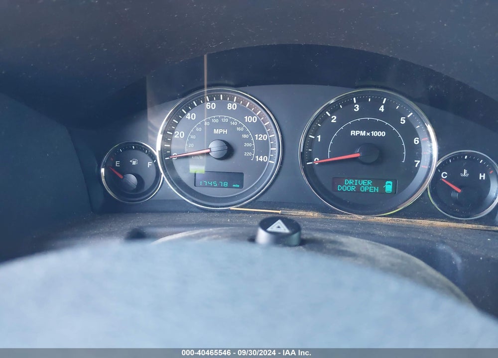 2007 JEEP COMMANDER SPORT VIN: 1J8HG48K17C630882