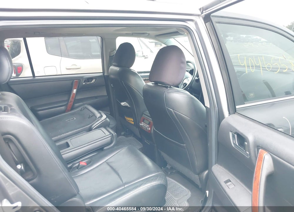 2011 TOYOTA HIGHLANDER LIMITED V6 VIN: 5TDDK3EH4BS091060