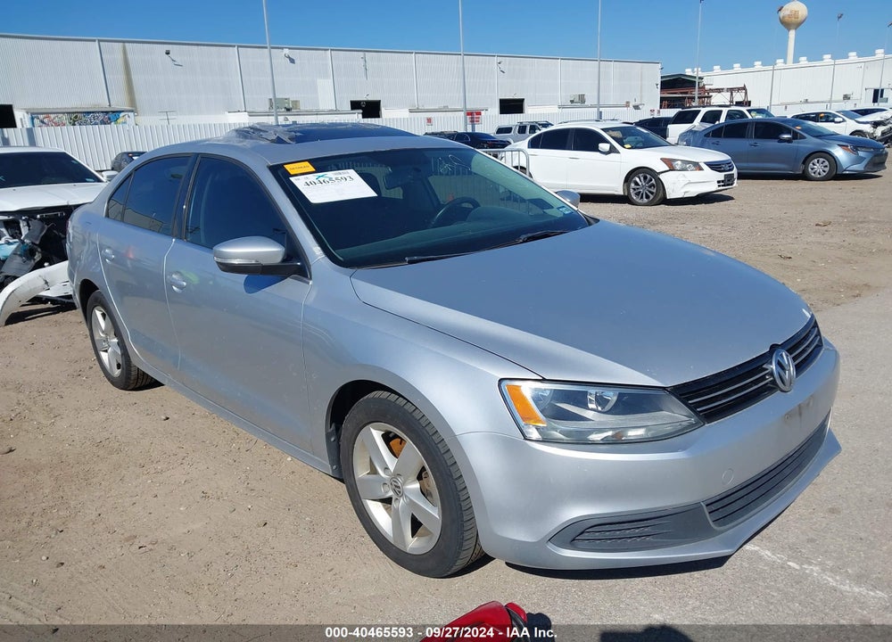 2013 VOLKSWAGEN JETTA 2.0L TDI VIN: 3VWLL7AJ9DM439489
