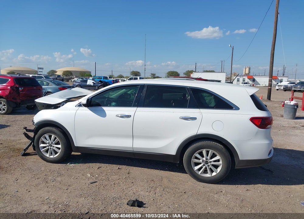 2019 KIA SORENTO 2.4L LX VIN: 5XYPG4A38KG574563