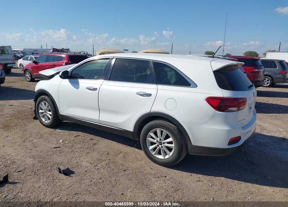 2019 KIA SORENTO 2.4L LX VIN: 5XYPG4A38KG574563