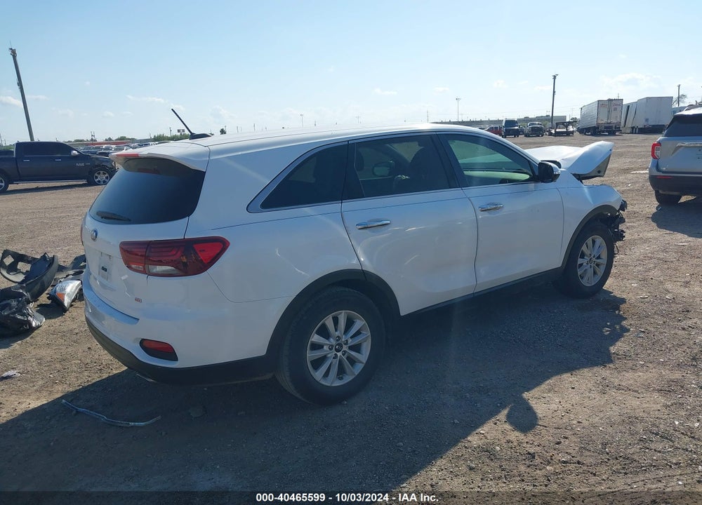 2019 KIA SORENTO 2.4L LX VIN: 5XYPG4A38KG574563