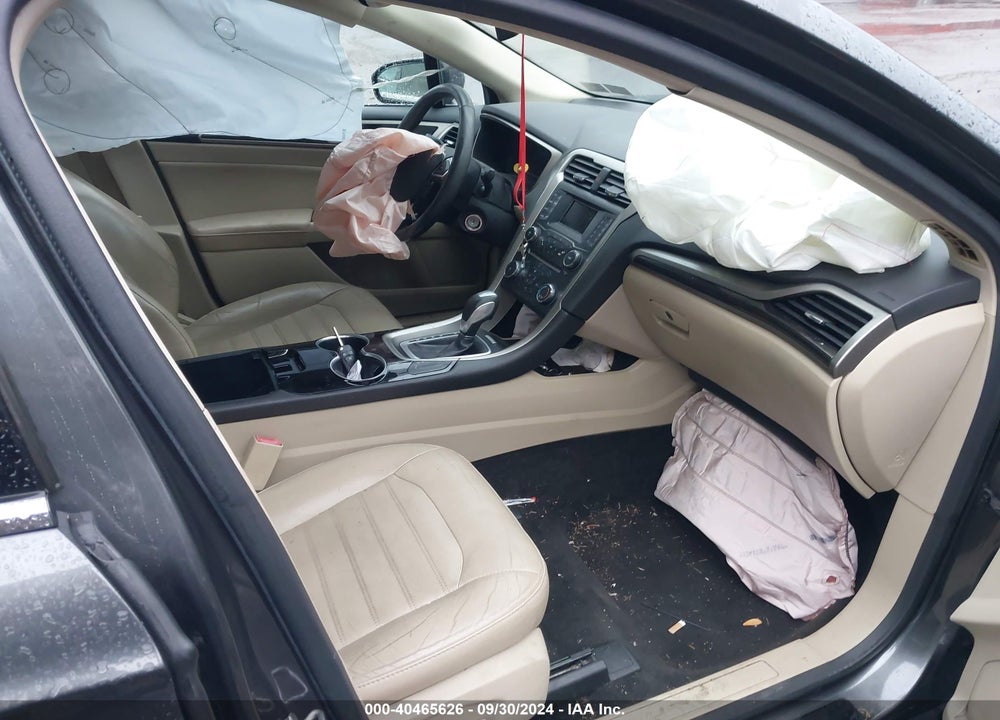 2015 FORD FUSION SE VIN: 3FA6P0HD3FR154133