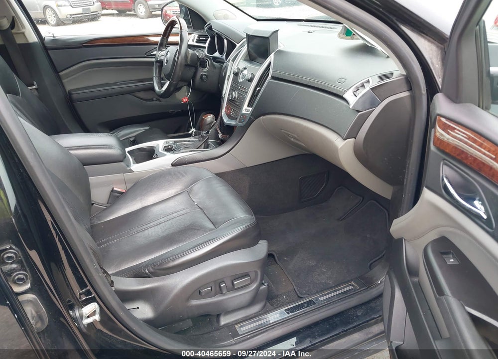 2011 CADILLAC SRX LUXURY COLLECTION VIN: 3GYFNAEY5BS519406