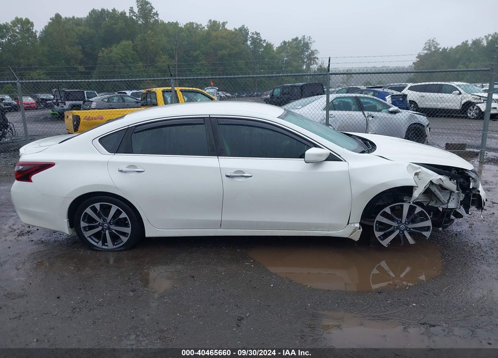2017 NISSAN ALTIMA 2.5 SR VIN: 1N4AL3AP1HC136212