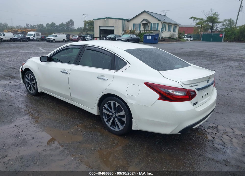 2017 NISSAN ALTIMA 2.5 SR VIN: 1N4AL3AP1HC136212