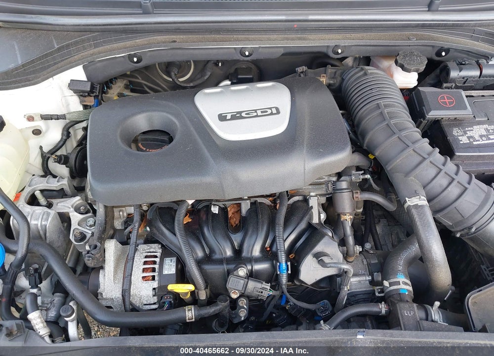 2017 HYUNDAI ELANTRA VIN: KMHD04LB9HU358378