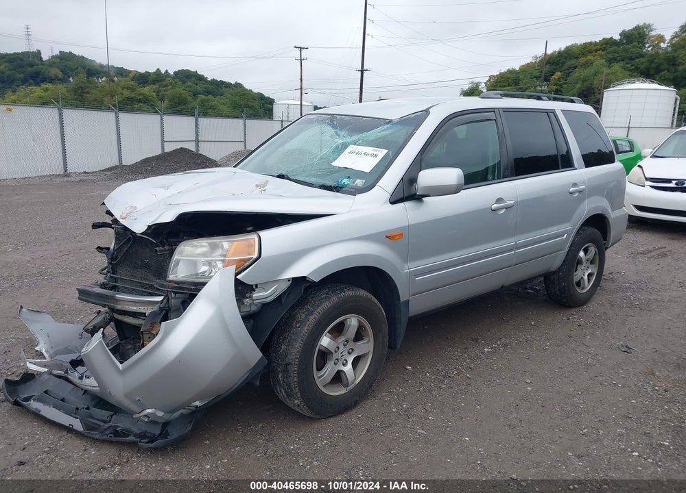 2007 HONDA PILOT EX VIN: 5FNYF18457B007715