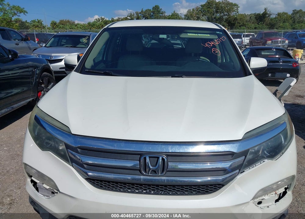 2017 HONDA PILOT EX VIN: 5FNYF5H33HB009043
