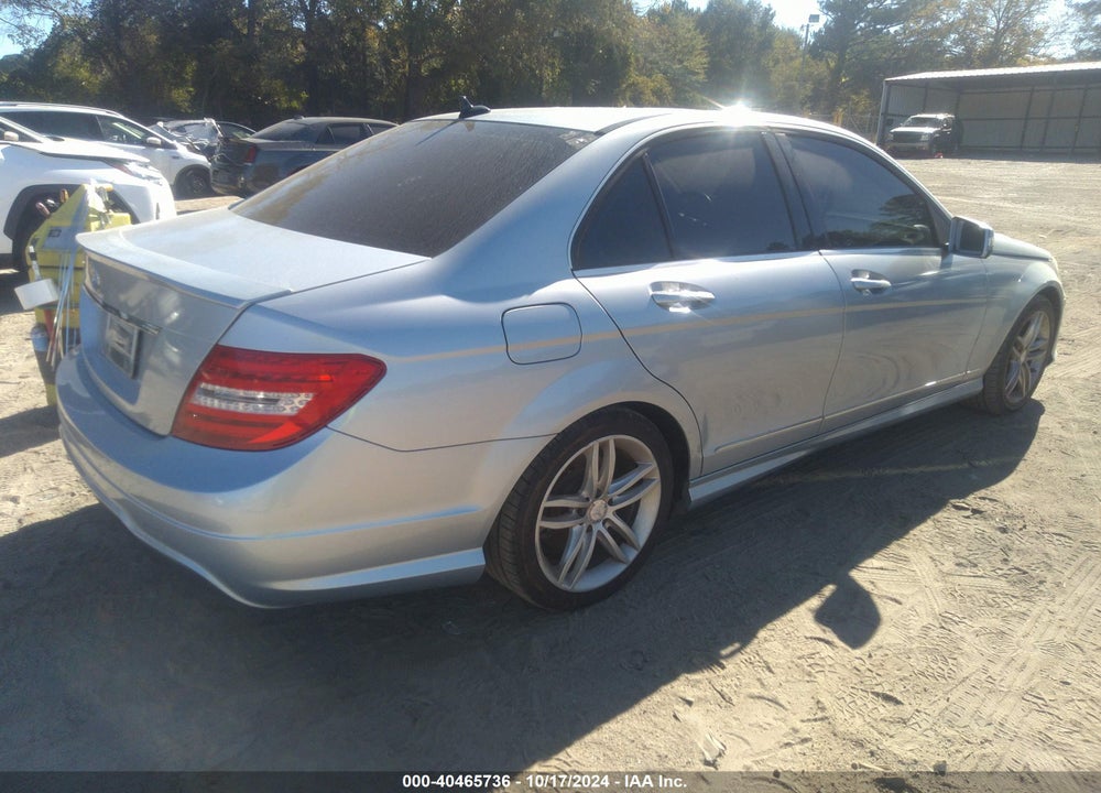 2014 MERCEDES-BENZ C 250 LUXURY/SPORT VIN: WDDGF4HB0EA945631