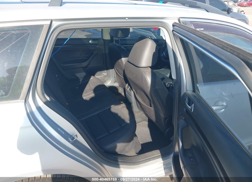 2011 VOLKSWAGEN JETTA SPORTWAGEN 2.0L TDI VIN: 3VWML7AJ6BM724541