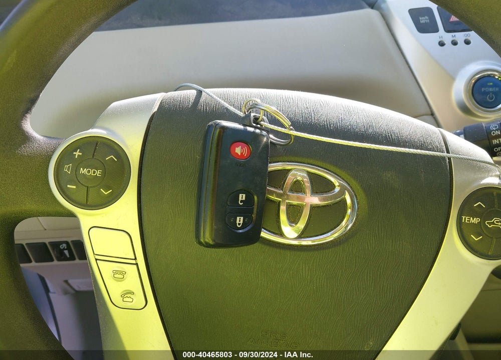 2013 TOYOTA PRIUS V TWO VIN: JTDZN3EUXD3204007