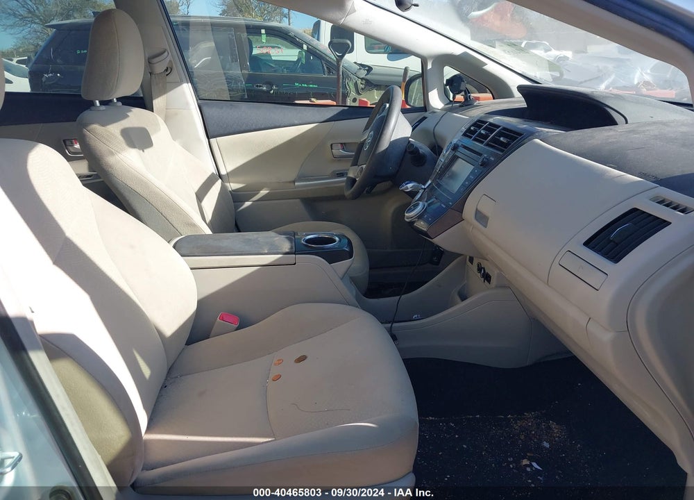 2013 TOYOTA PRIUS V TWO VIN: JTDZN3EUXD3204007