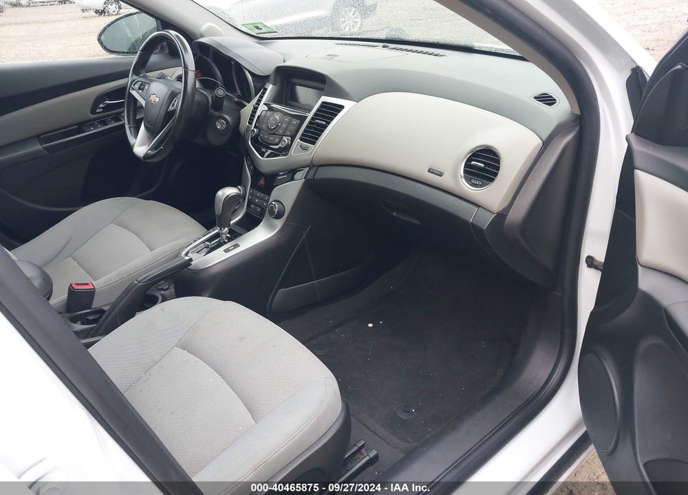 2014 CHEVROLET CRUZE 1LT AUTO VIN: 1G1PC5SB8E7236565