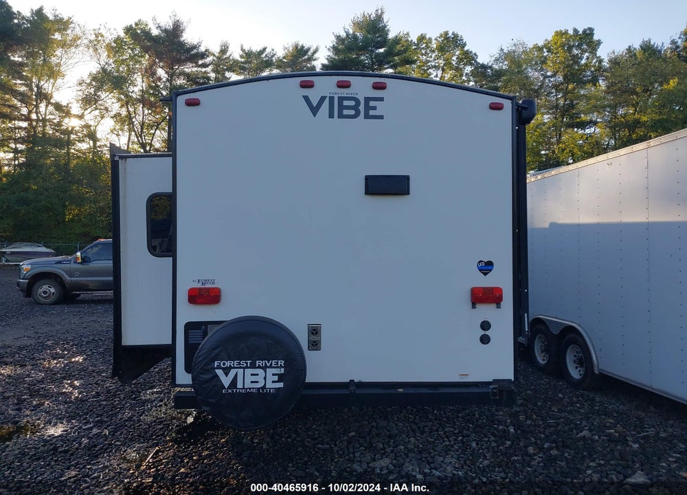 2017 FOREST RIVER VIBE VIN: 4X4TVBC24H4108840