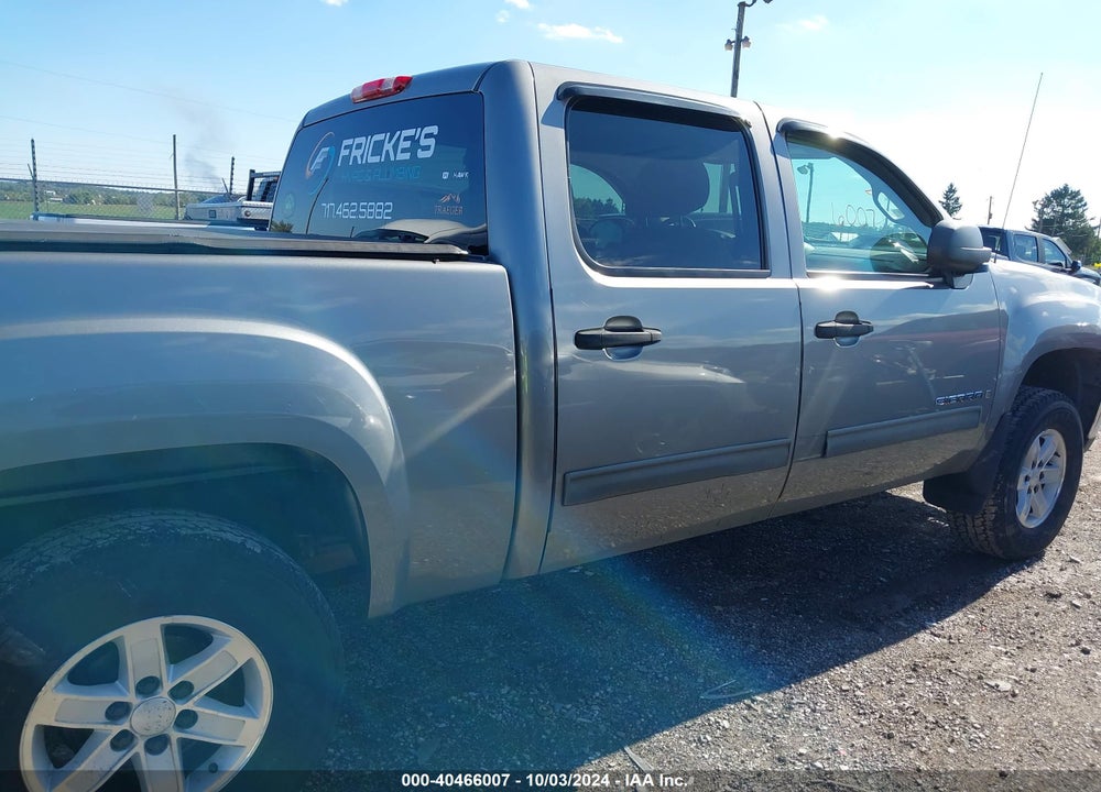 2007 GMC SIERRA 1500 SLE1 VIN: 2GTEK13M471518860