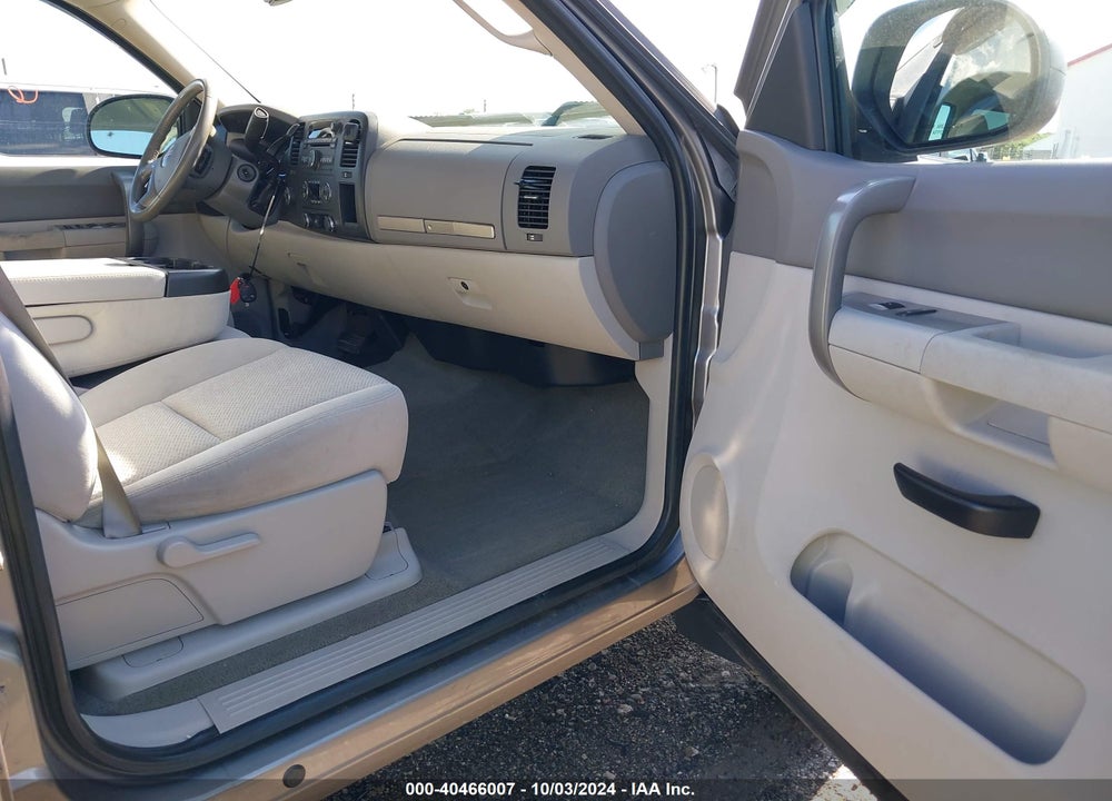 2007 GMC SIERRA 1500 SLE1 VIN: 2GTEK13M471518860