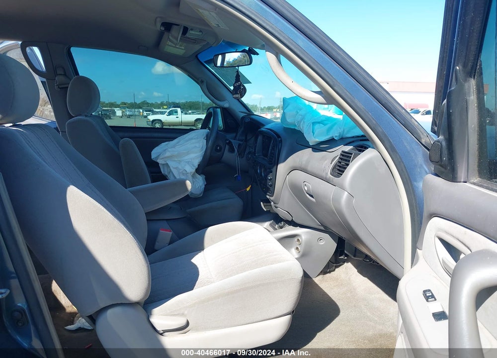 2005 TOYOTA TUNDRA SR5 V8 VIN: 5TBDT44115S482297