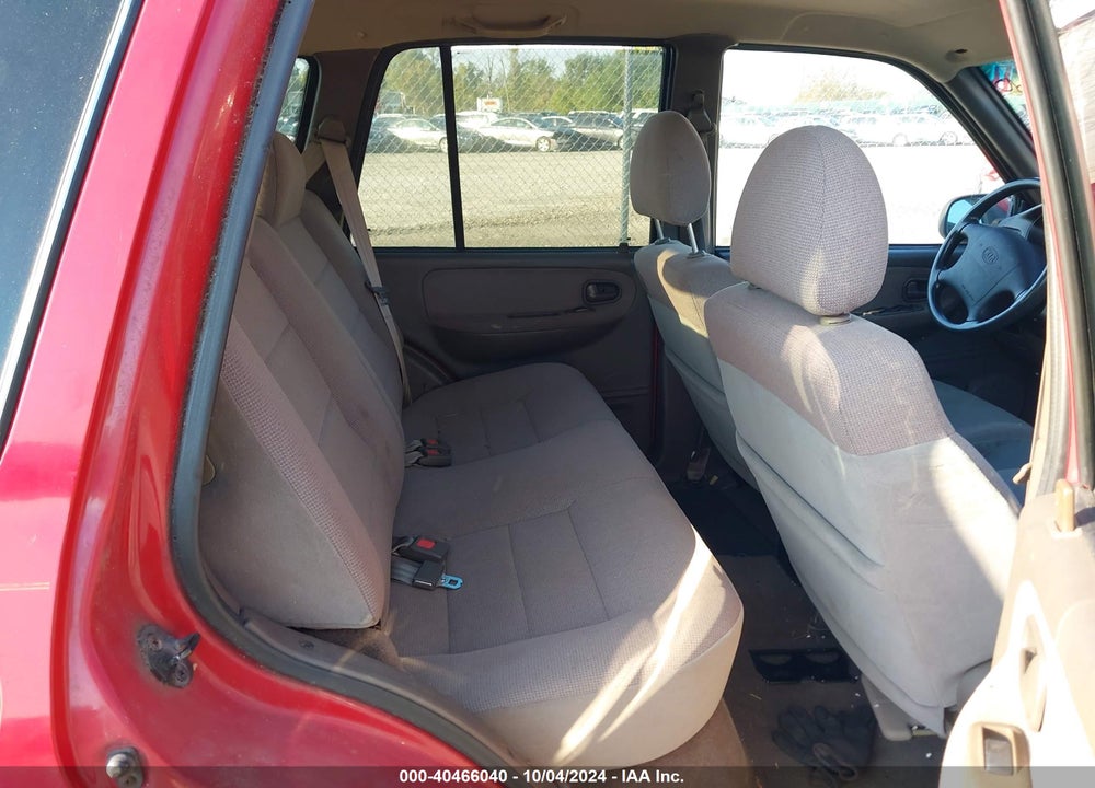 2002 KIA SPORTAGE VIN: KNDJB723425168924