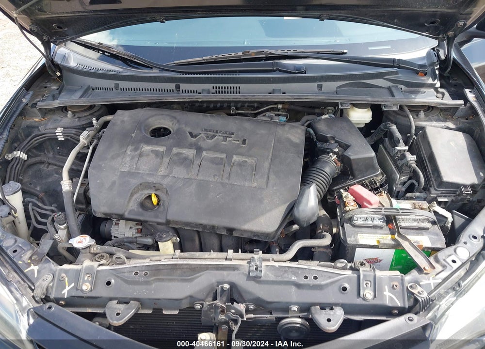 2018 TOYOTA COROLLA LE VIN: 5YFBURHE2JP745308