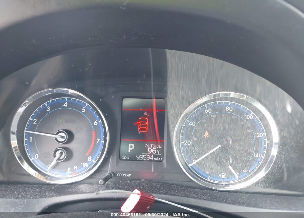 2018 TOYOTA COROLLA LE VIN: 5YFBURHE2JP745308